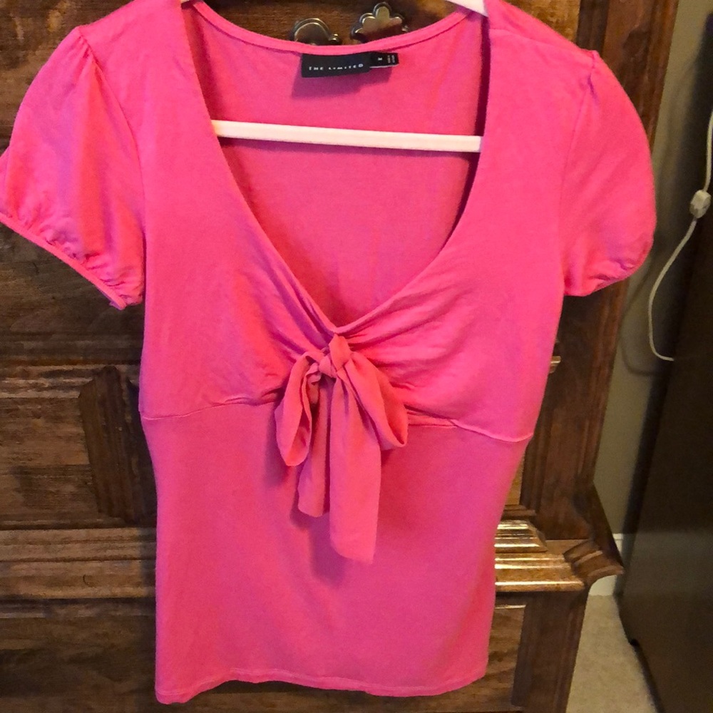 Pretty cotton top in fuschia